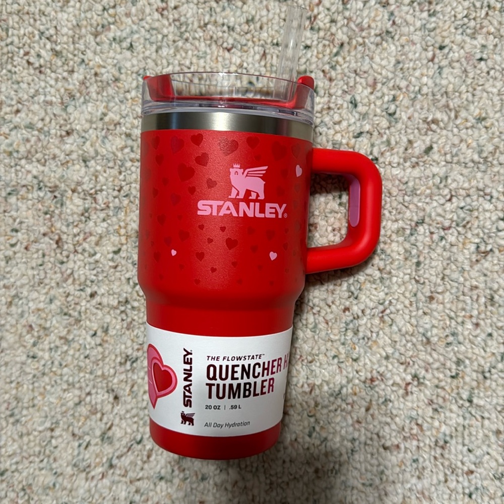 Stanley Valentines Day 20oz tumbler - Ruby Hearts